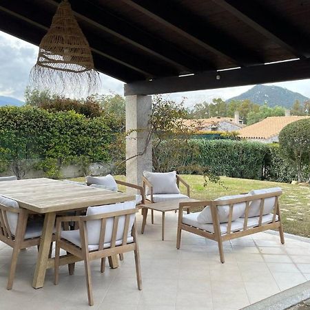 Villa Bouganville Cala Sinzias Кастиадас Екстериор снимка
