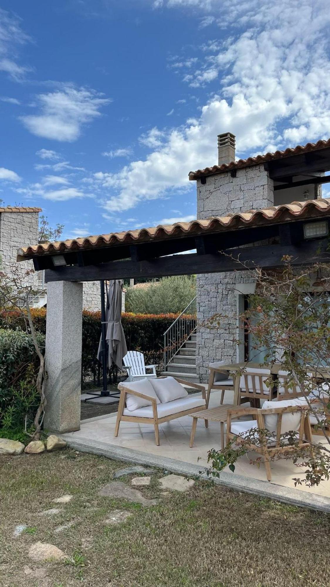 Villa Bouganville Cala Sinzias Кастиадас Екстериор снимка